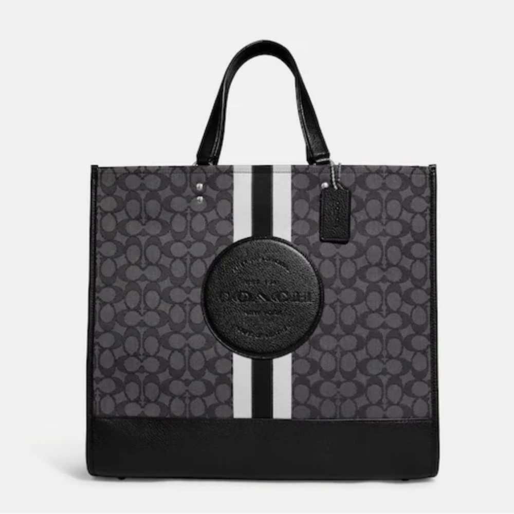 Coach Dempsey Tote 40 in Signature Jacquard